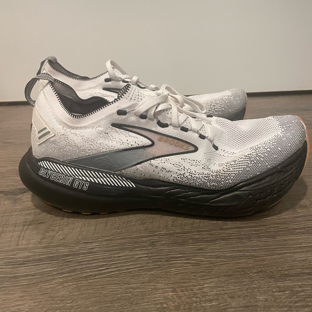 Brooks Glycerin StealthFit GTS 21 Running Shoes